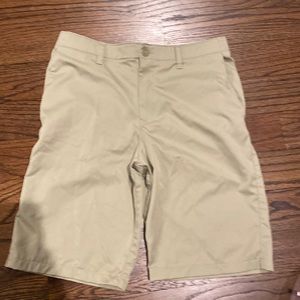 Like new golf shorts